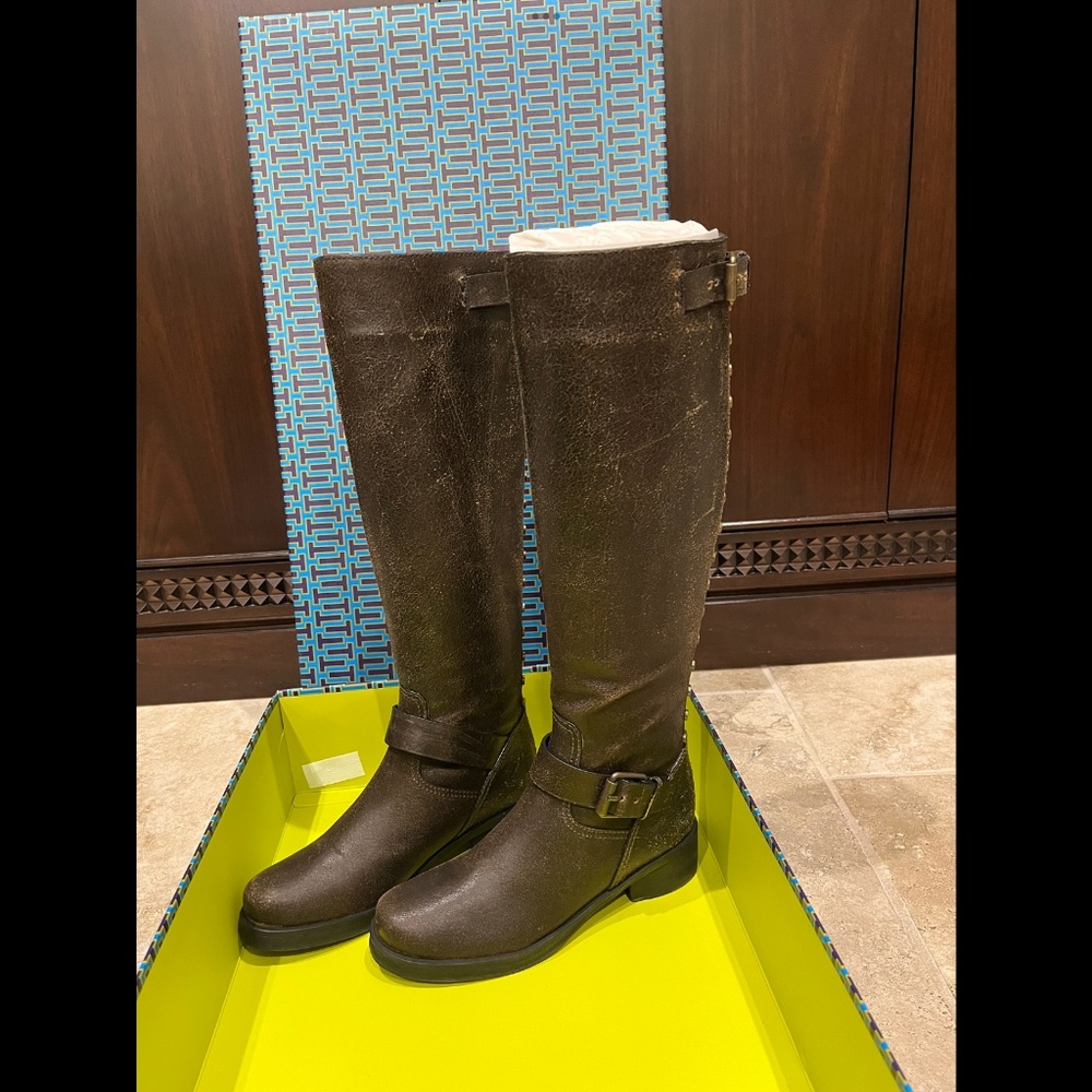 Tory Burch Tyson 40mm Boot in Thunder Suede